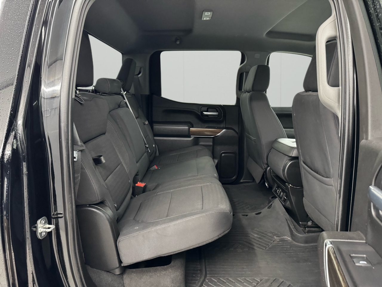 Chevrolet Silverado 1500 4WD Crew Cab 147" RST 2021