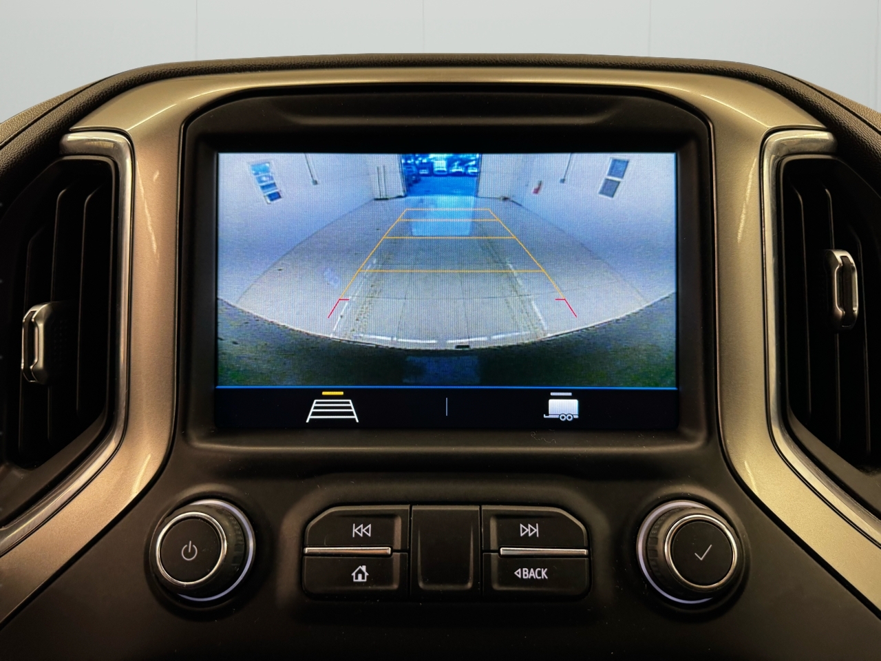 Chevrolet Silverado 1500 4WD Crew Cab 147" RST 2021