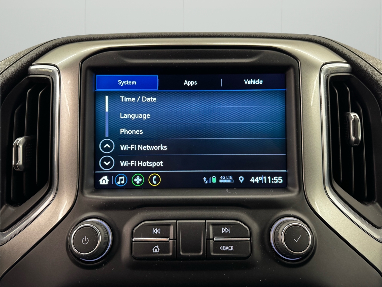 Chevrolet Silverado 1500 4WD Crew Cab 147" RST 2021