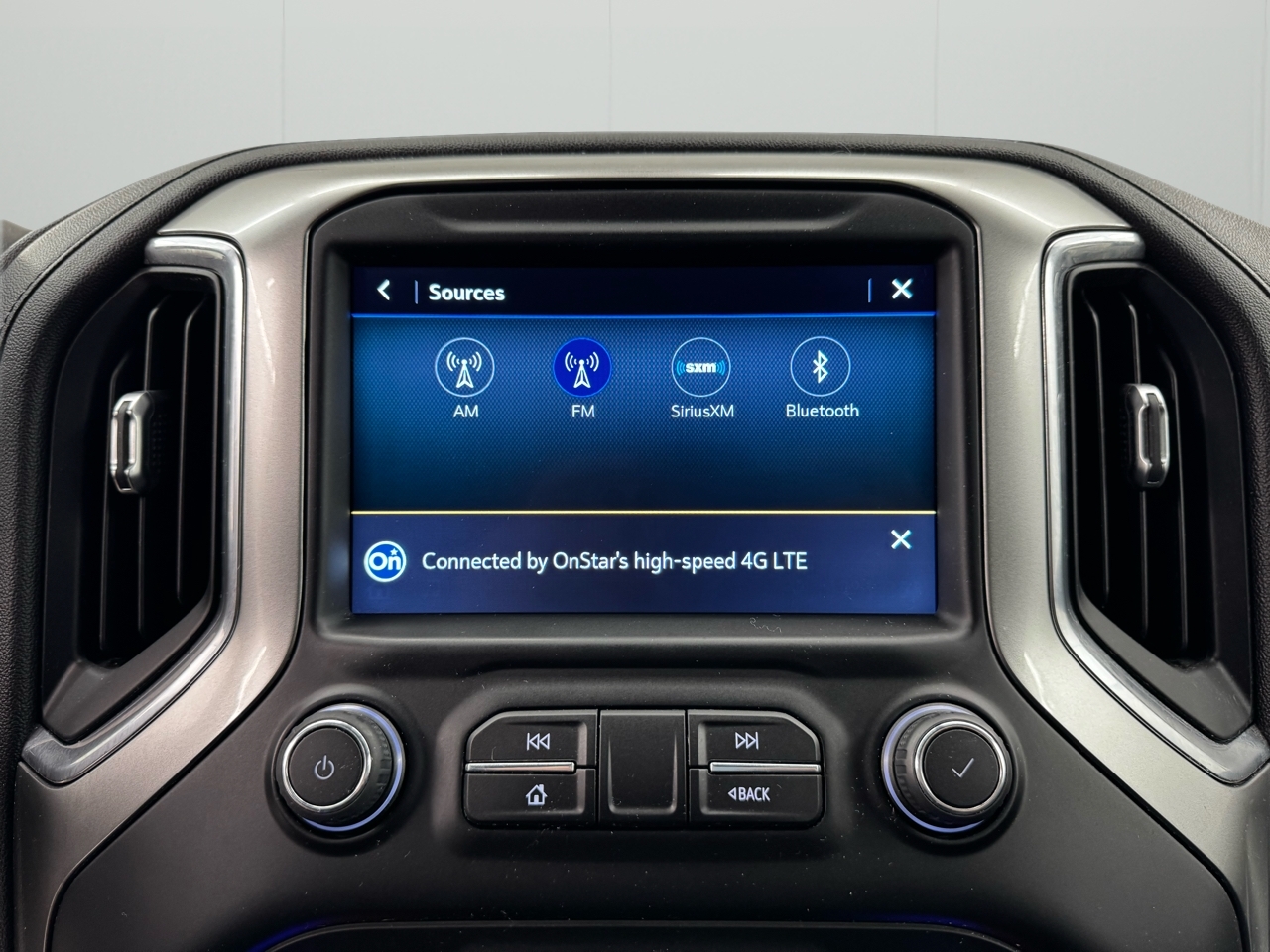 Chevrolet Silverado 1500 4WD Crew Cab 147" RST 2021