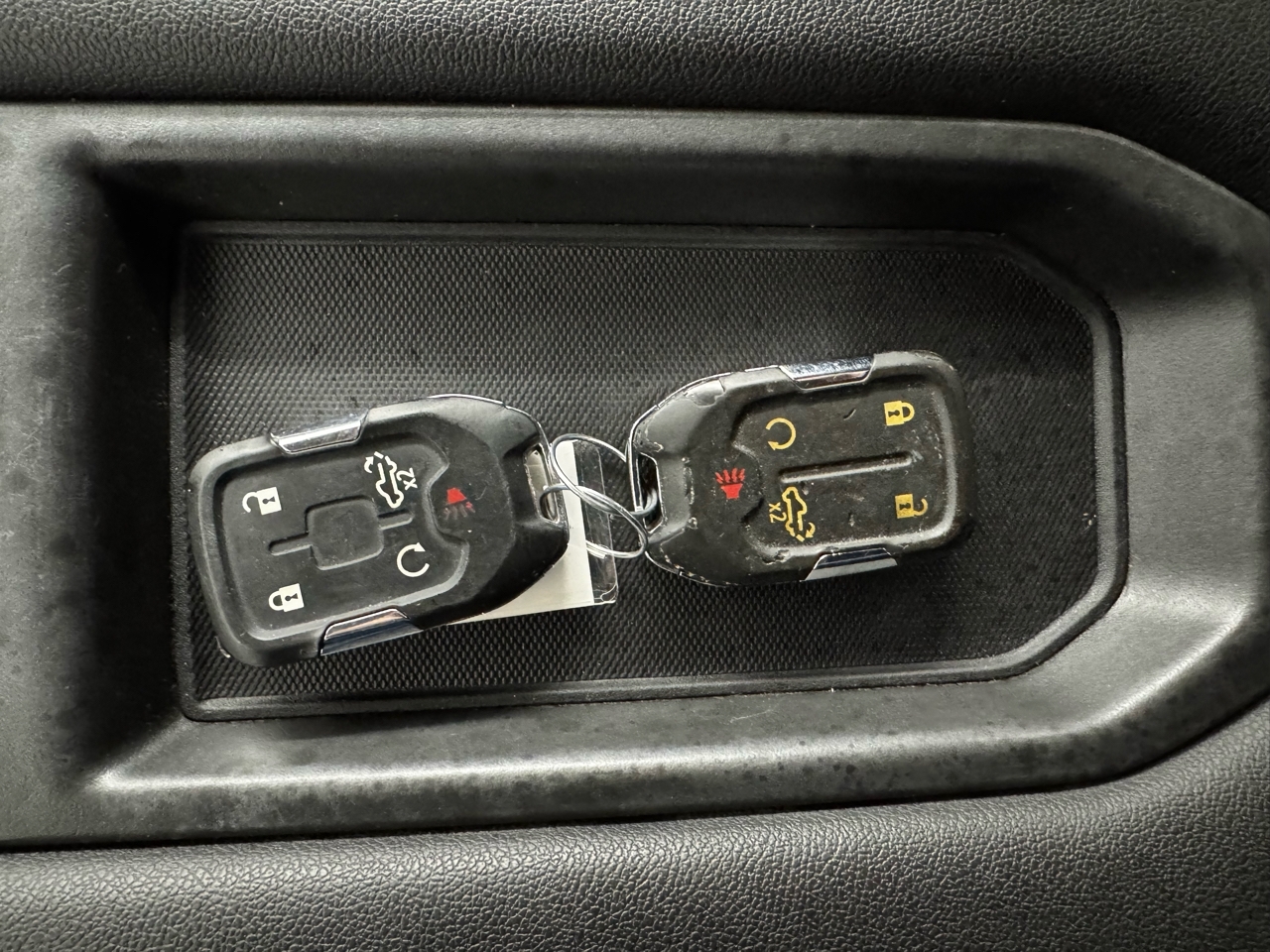 Chevrolet Silverado 1500 4WD Crew Cab 147" RST 2021