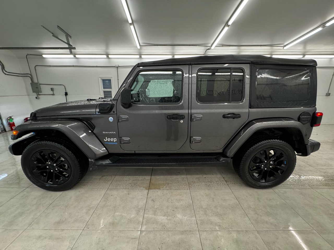 Jeep Wrangler 4xe Unlimited Sahara 4x4 2022