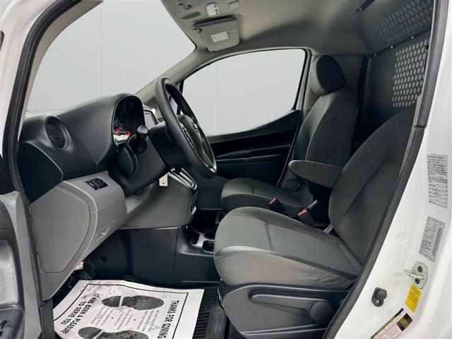 Nissan NV200 Compact Cargo I4 SV 2021