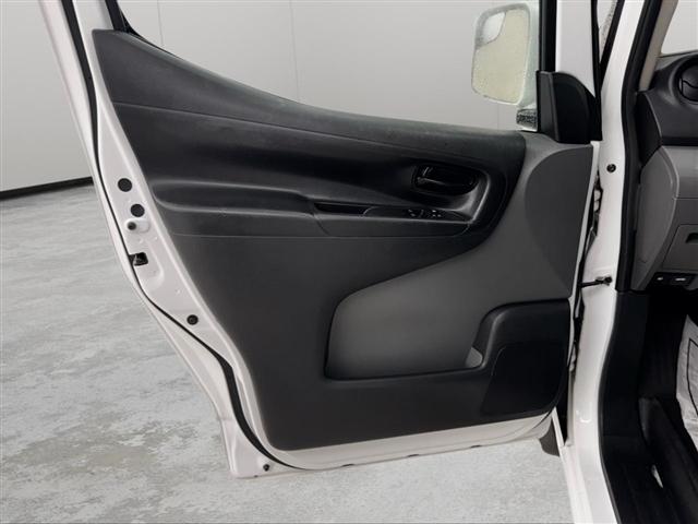 Nissan NV200 Compact Cargo I4 SV 2021
