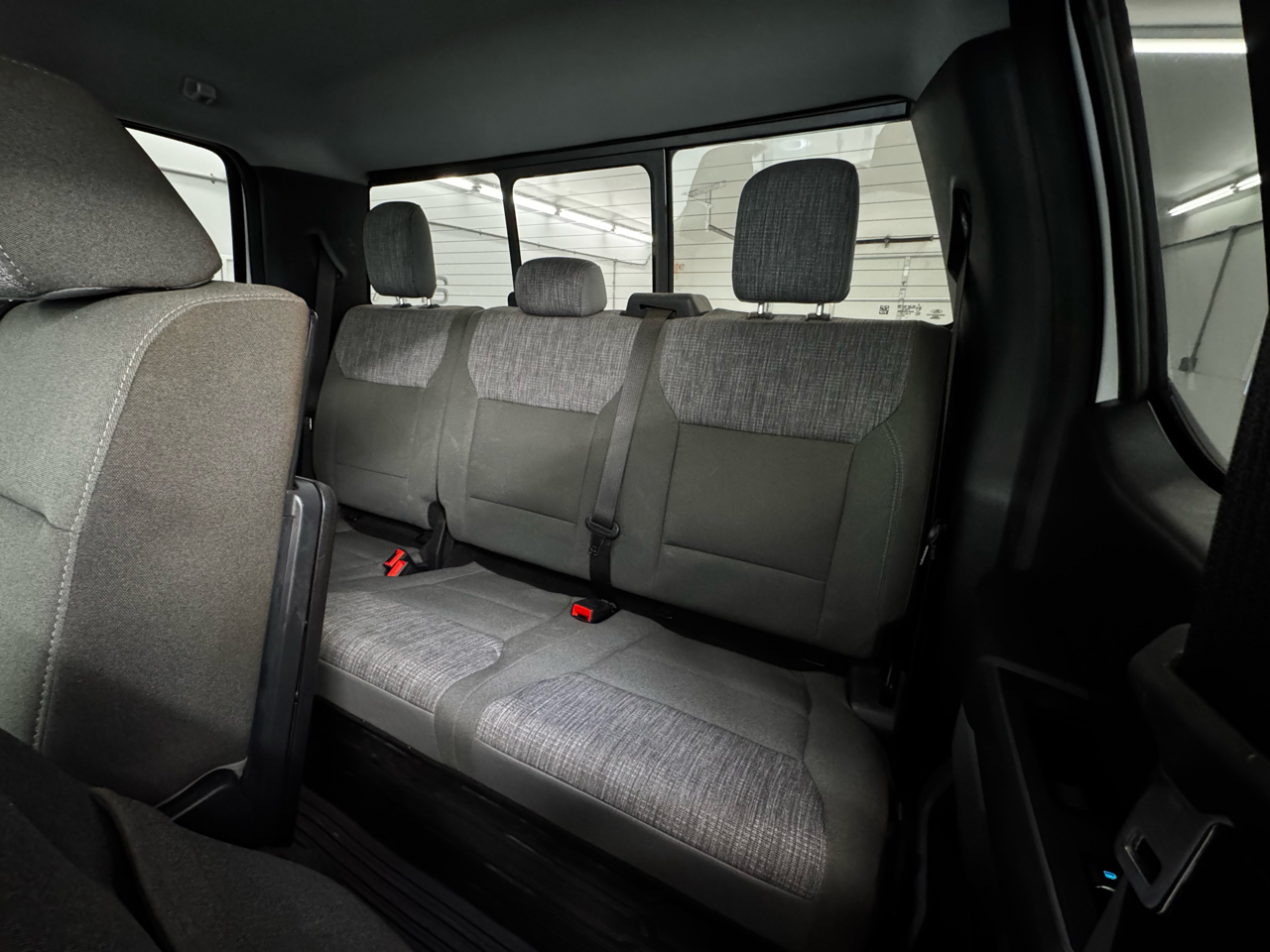 Ford Super Duty F-350 SRW Lariat 4WD SuperCab 8' Box 2023