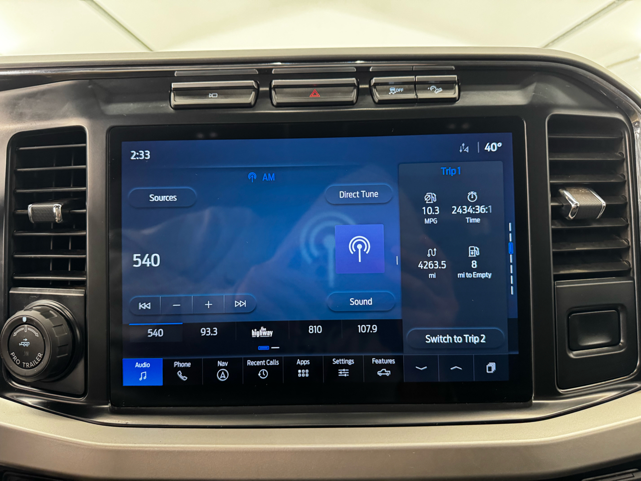 Ford Super Duty F-350 SRW Lariat 4WD SuperCab 8' Box 2023