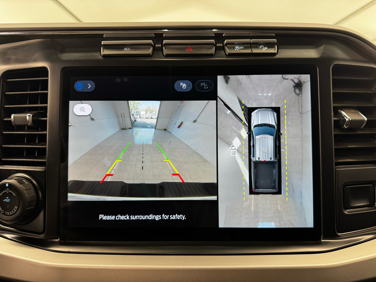 Ford Super Duty F-350 SRW Lariat 4WD SuperCab 8' Box 2023