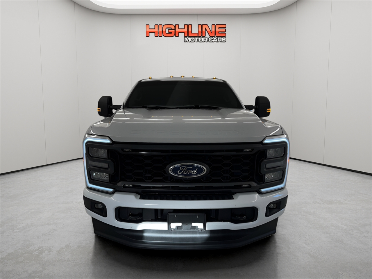 Ford Super Duty F-350 SRW XLT 4WD SuperCab 8' Box 2023