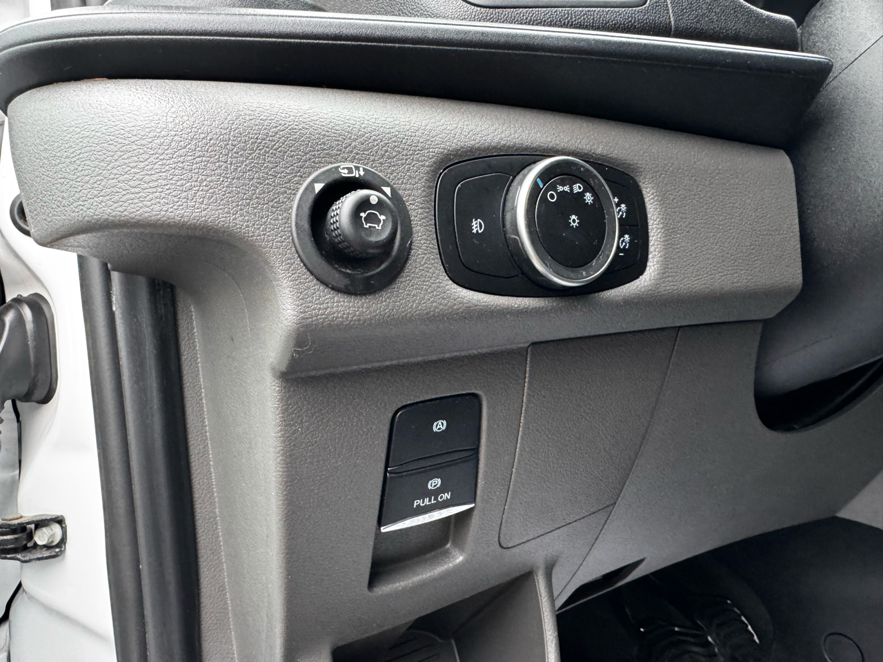 Ford Transit Passenger Wagon T-350 148" Low Roof XLT RWD 2023