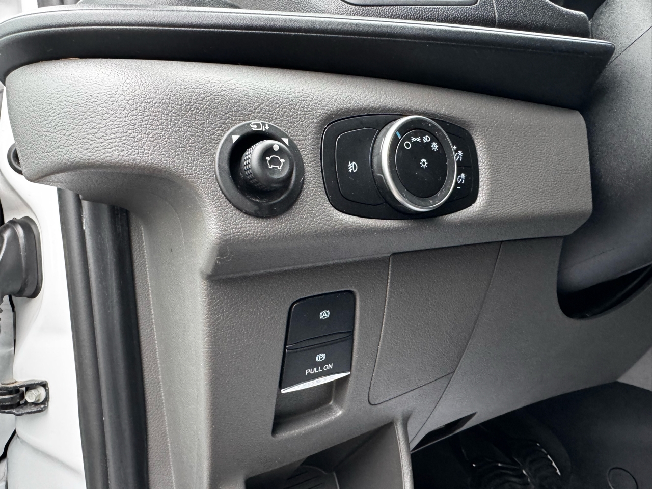 Ford Transit Passenger Wagon T-350 148" Low Roof XLT RWD 2023