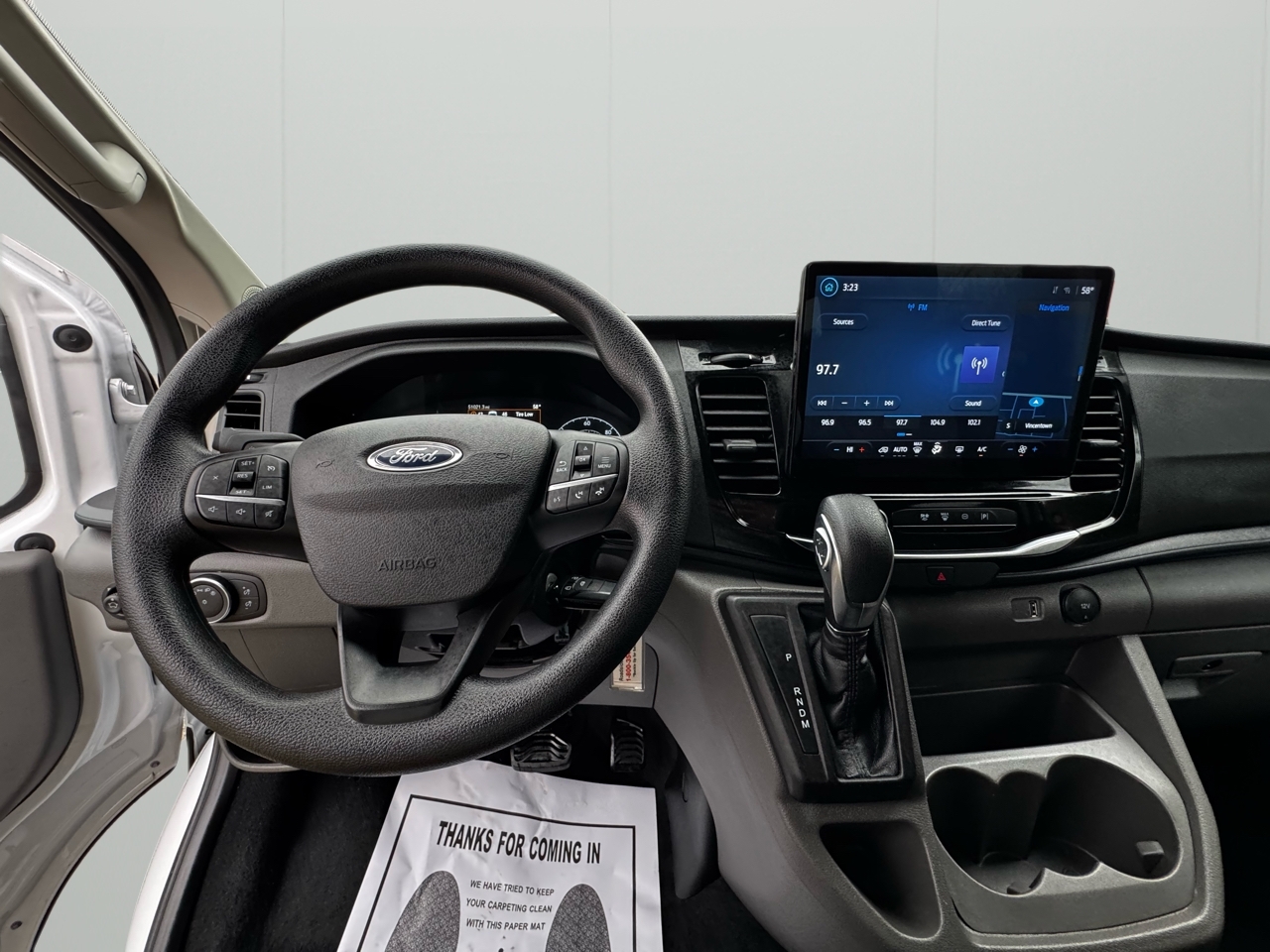 Ford Transit Passenger Wagon T-350 148" Low Roof XLT RWD 2023