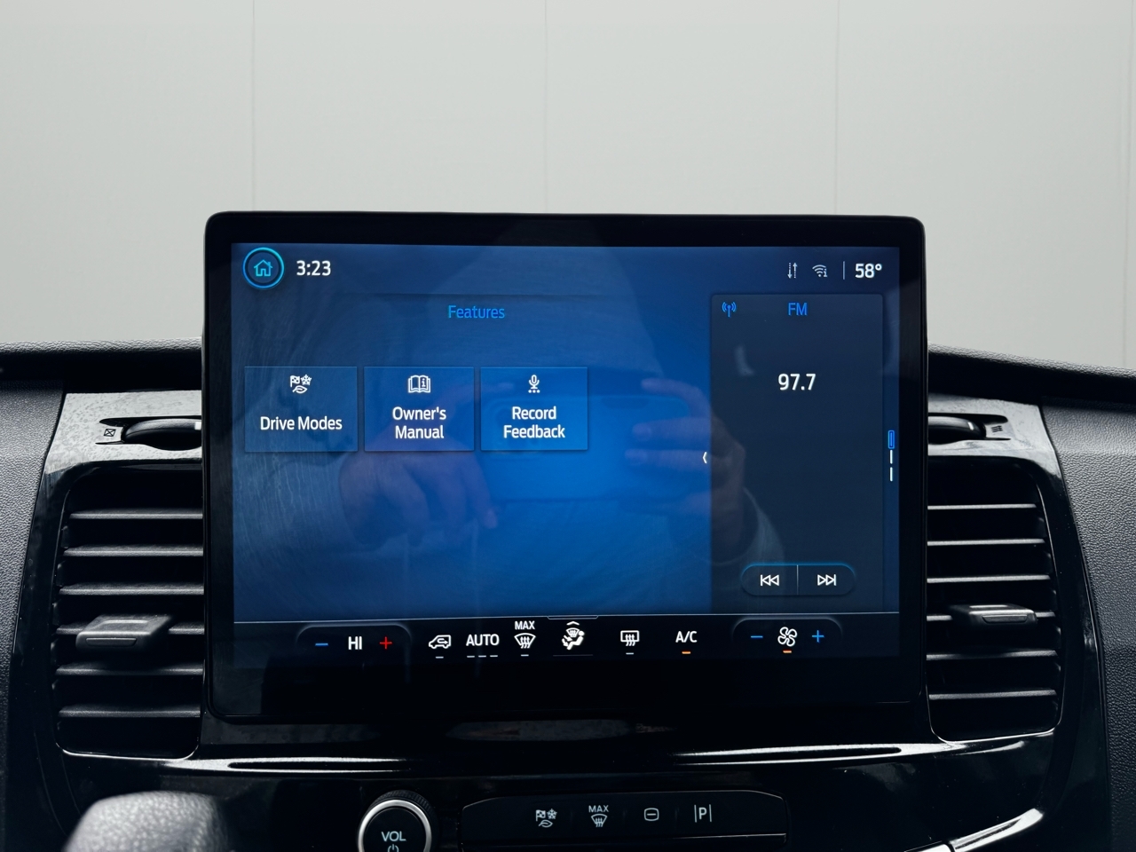 Ford Transit Passenger Wagon T-350 148" Low Roof XLT RWD 2023