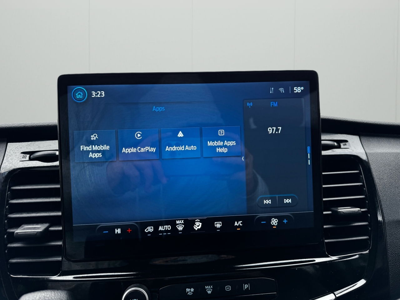 Ford Transit Passenger Wagon T-350 148" Low Roof XLT RWD 2023