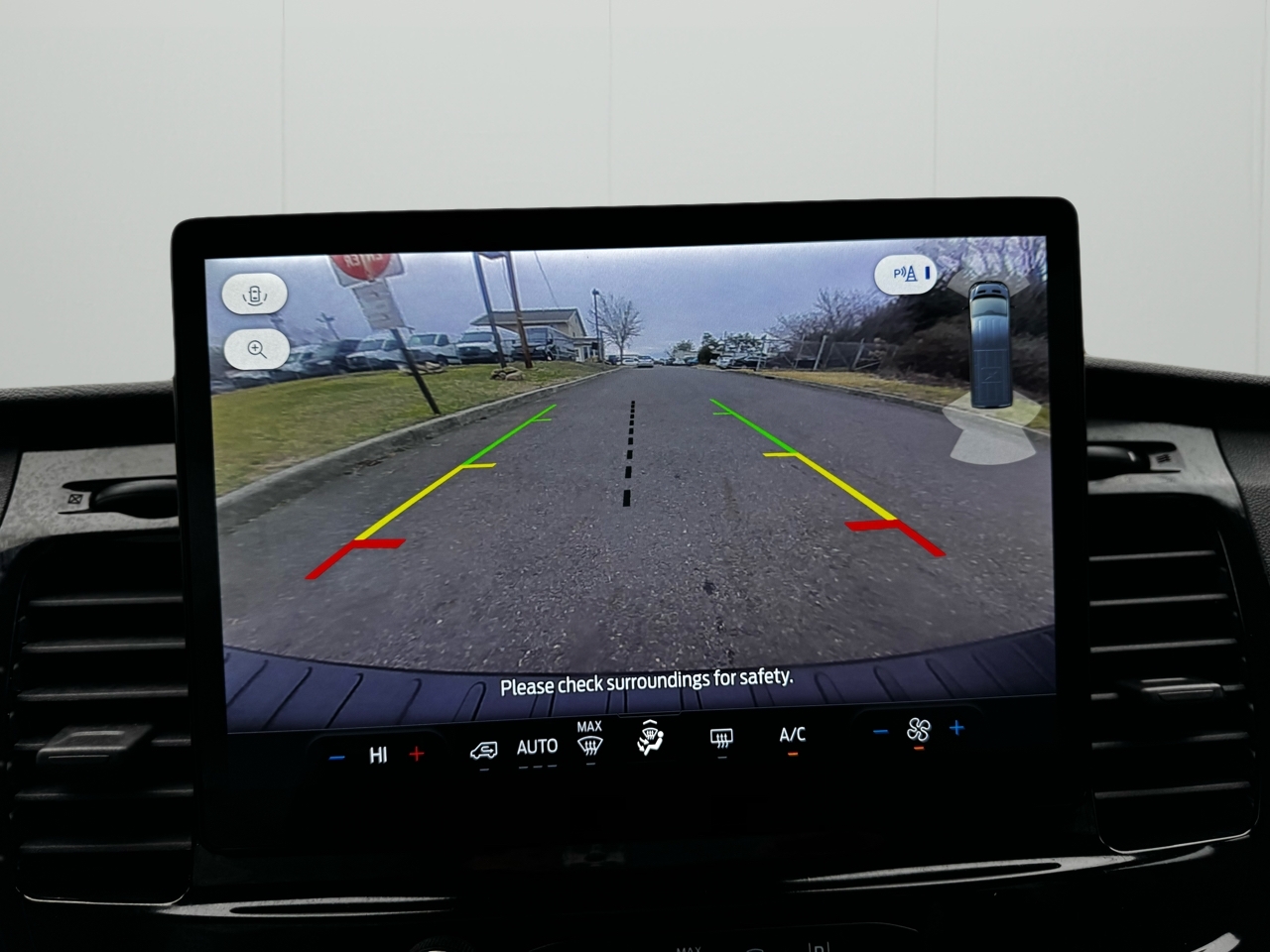 Ford Transit Passenger Wagon T-350 148" Low Roof XLT RWD 2023