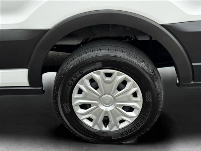 Ford Transit Passenger Wagon T-350 148" Low Roof XLT RWD 2023