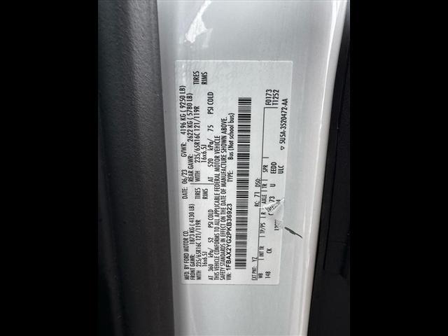 Ford Transit Passenger Wagon T-350 148" Low Roof XLT RWD 2023