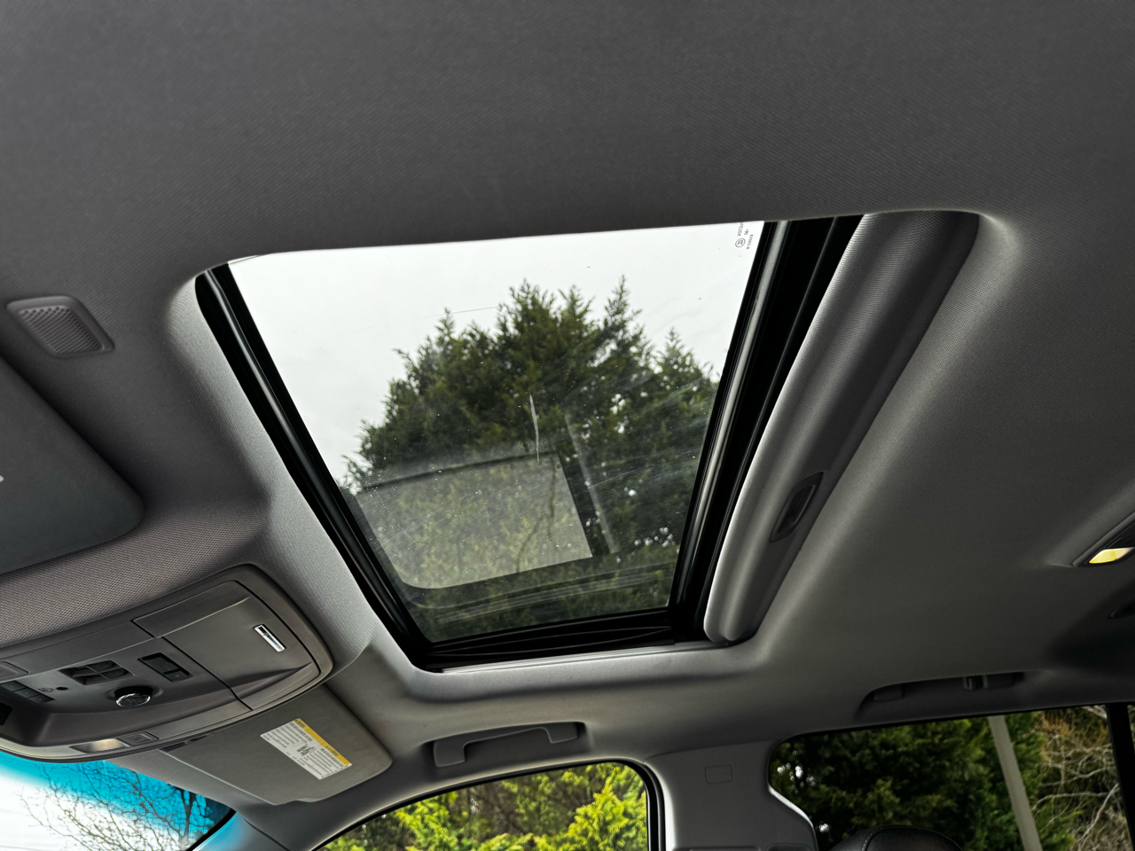 GMC Yukon 4WD 4dr SLT 2016