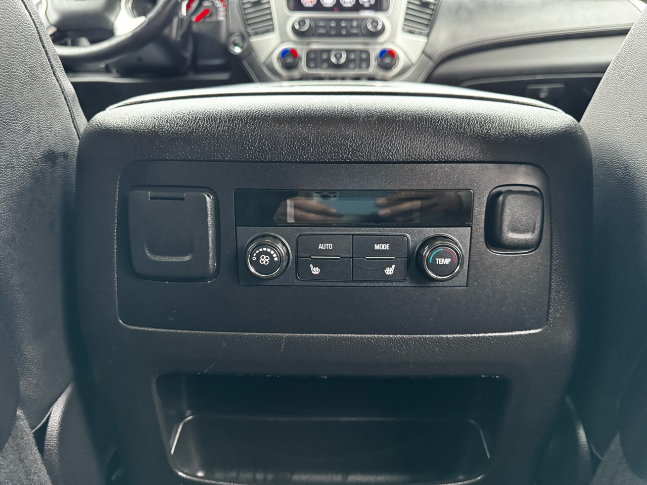 GMC Yukon 4WD 4dr SLT 2016