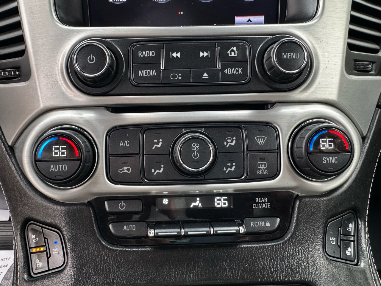 GMC Yukon 4WD 4dr SLT 2016