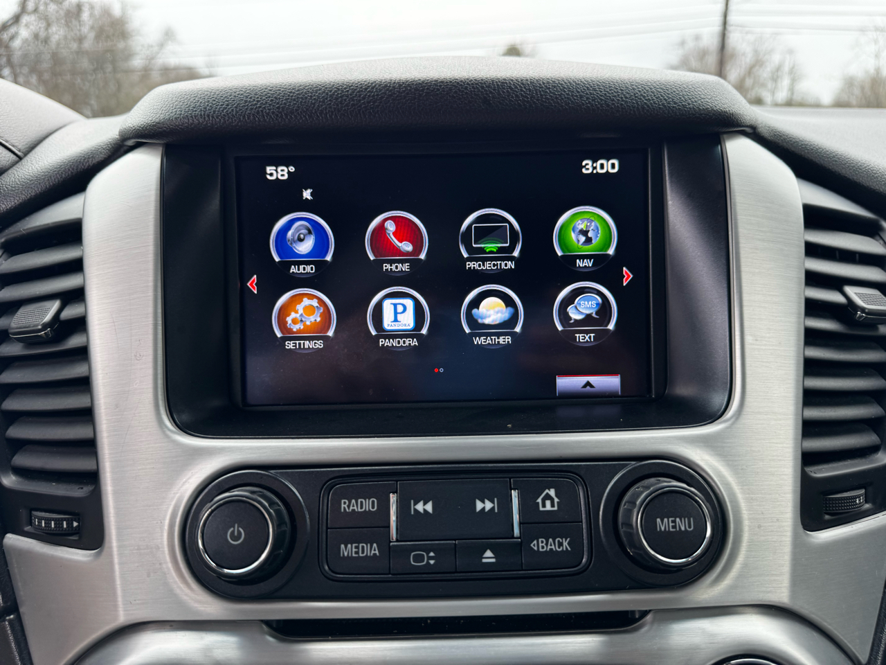 GMC Yukon 4WD 4dr SLT 2016