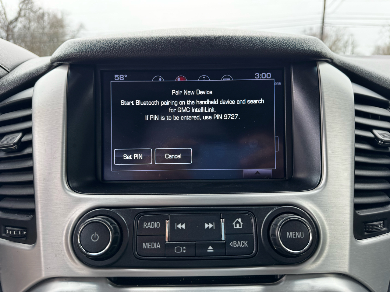 GMC Yukon 4WD 4dr SLT 2016