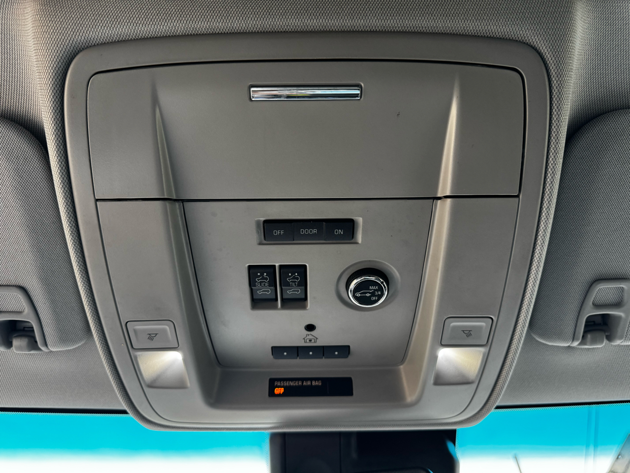 GMC Yukon 4WD 4dr SLT 2016