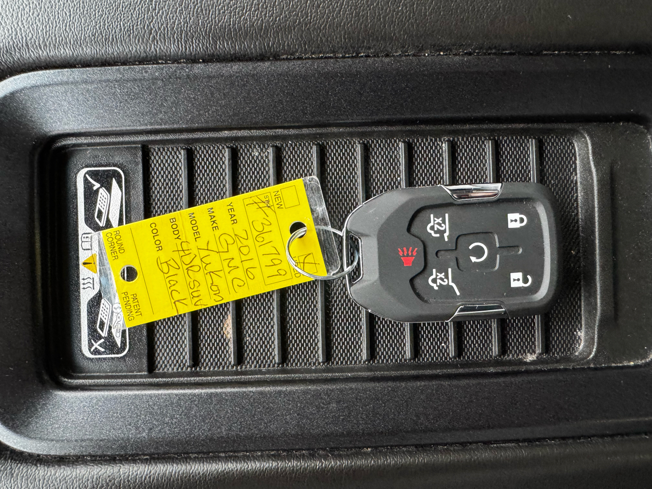 GMC Yukon 4WD 4dr SLT 2016