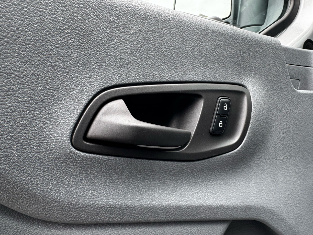 Ford Transit Passenger Wagon T-350 148" Med Roof XLT Sliding RH Dr 2018