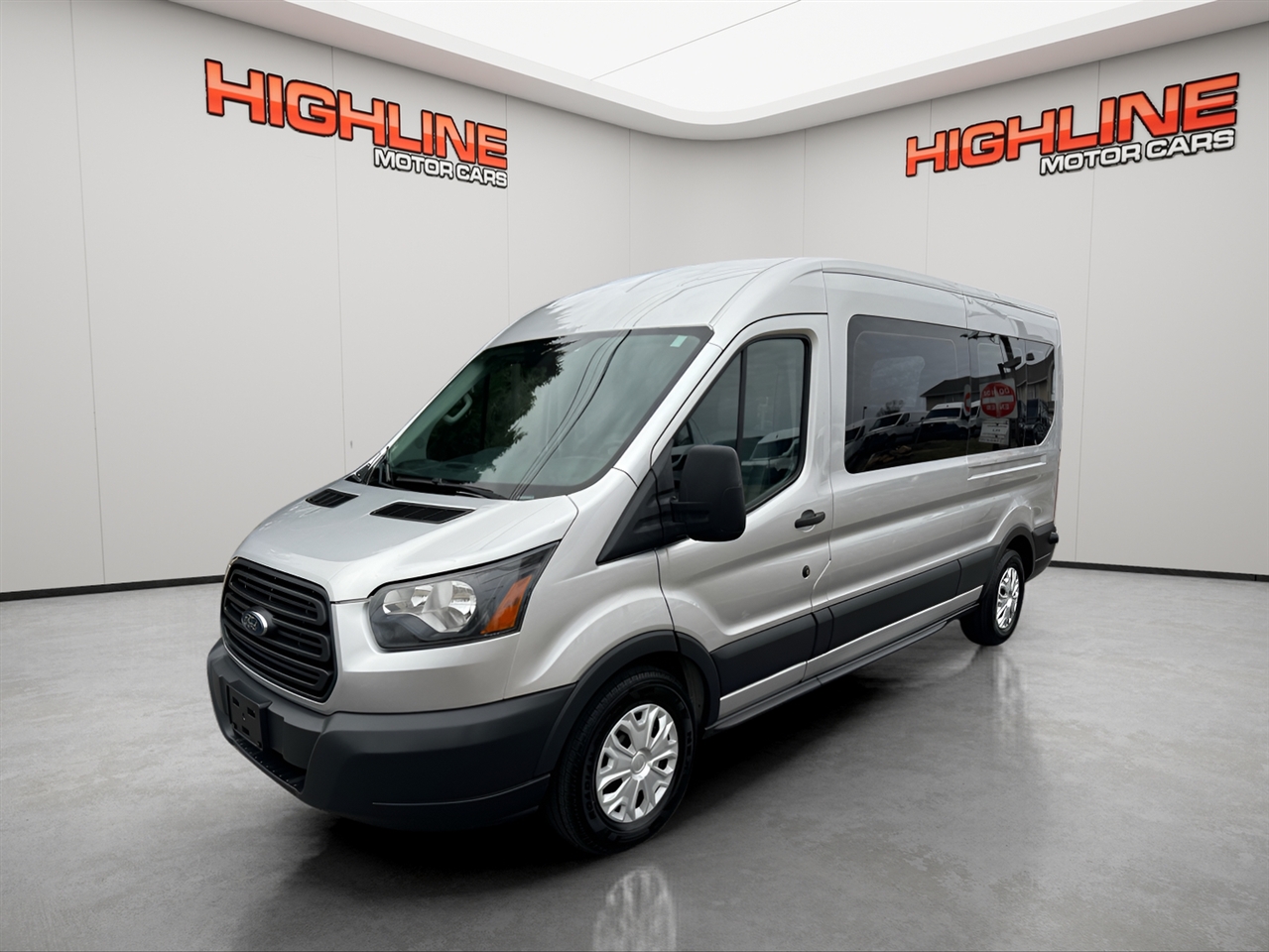 2018 Ford Transit Passenger Wagon T-350 148" Med Roof XLT Sliding RH Dr