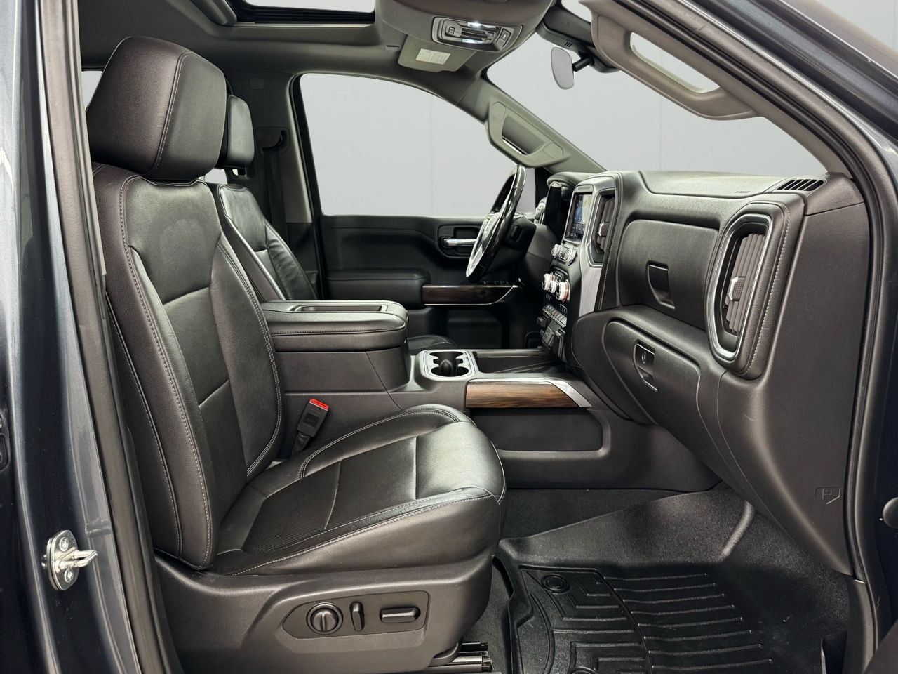 GMC Sierra 1500 4WD Crew Cab 147" SLT 2019