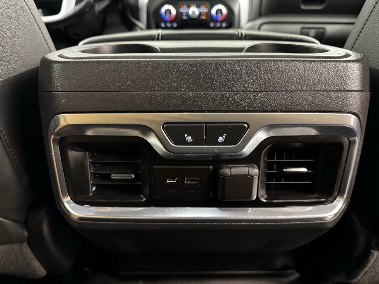 GMC Sierra 1500 4WD Crew Cab 147" SLT 2019