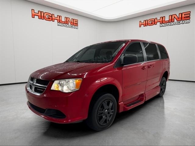 2016 Dodge Grand Caravan SE's photo