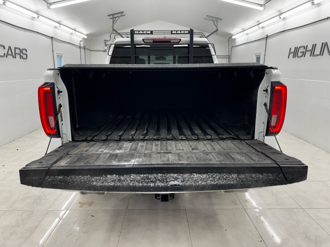 GMC Sierra 1500 Limited 4WD Crew Cab 147" SLT 2022