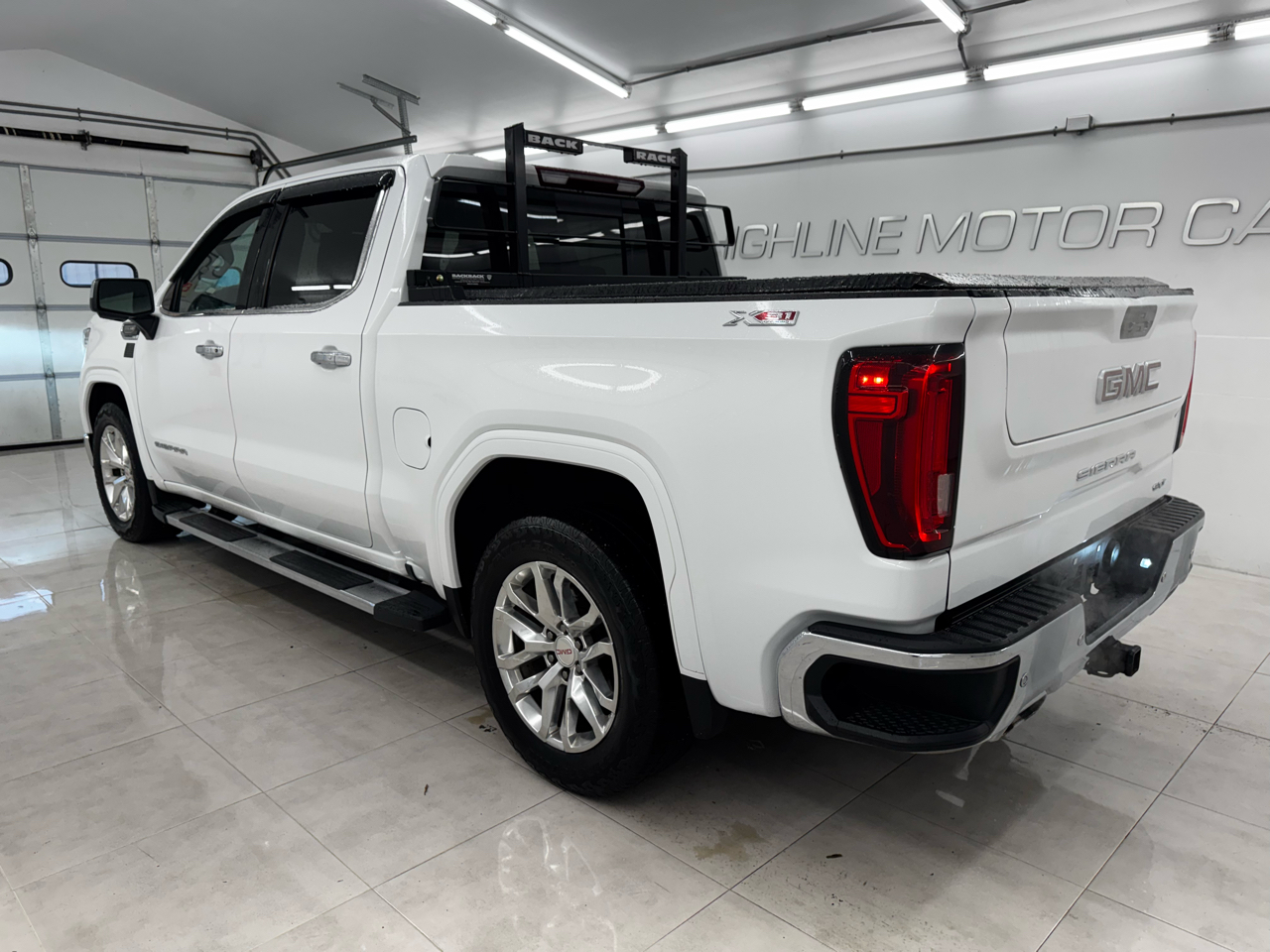 GMC Sierra 1500 Limited 4WD Crew Cab 147" SLT 2022