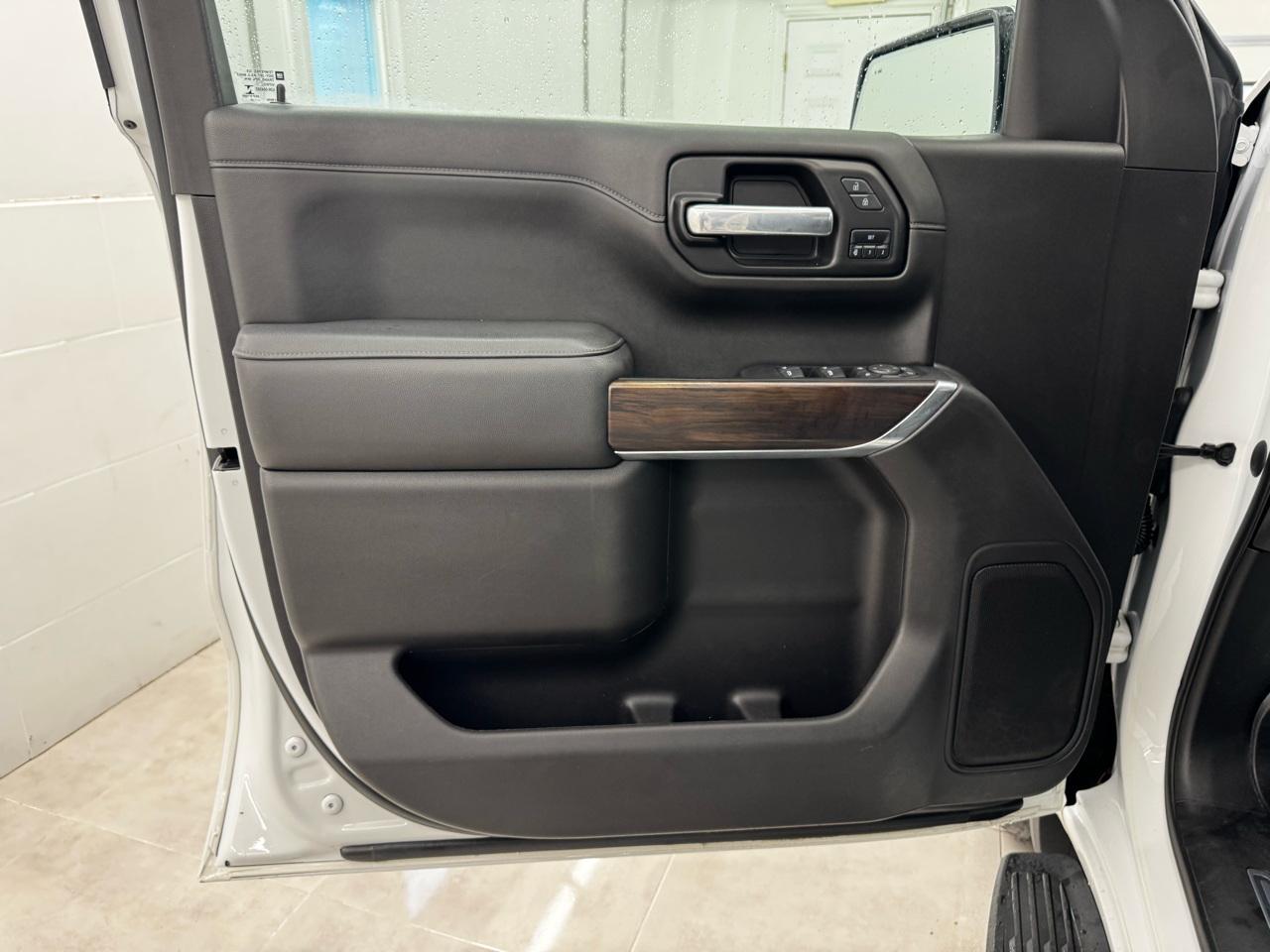 GMC Sierra 1500 Limited 4WD Crew Cab 147" SLT 2022