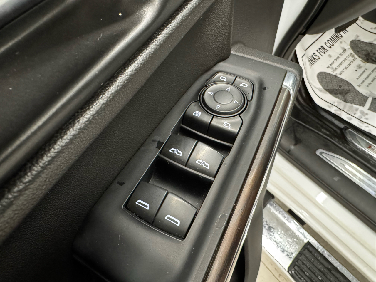 GMC Sierra 1500 Limited 4WD Crew Cab 147" SLT 2022