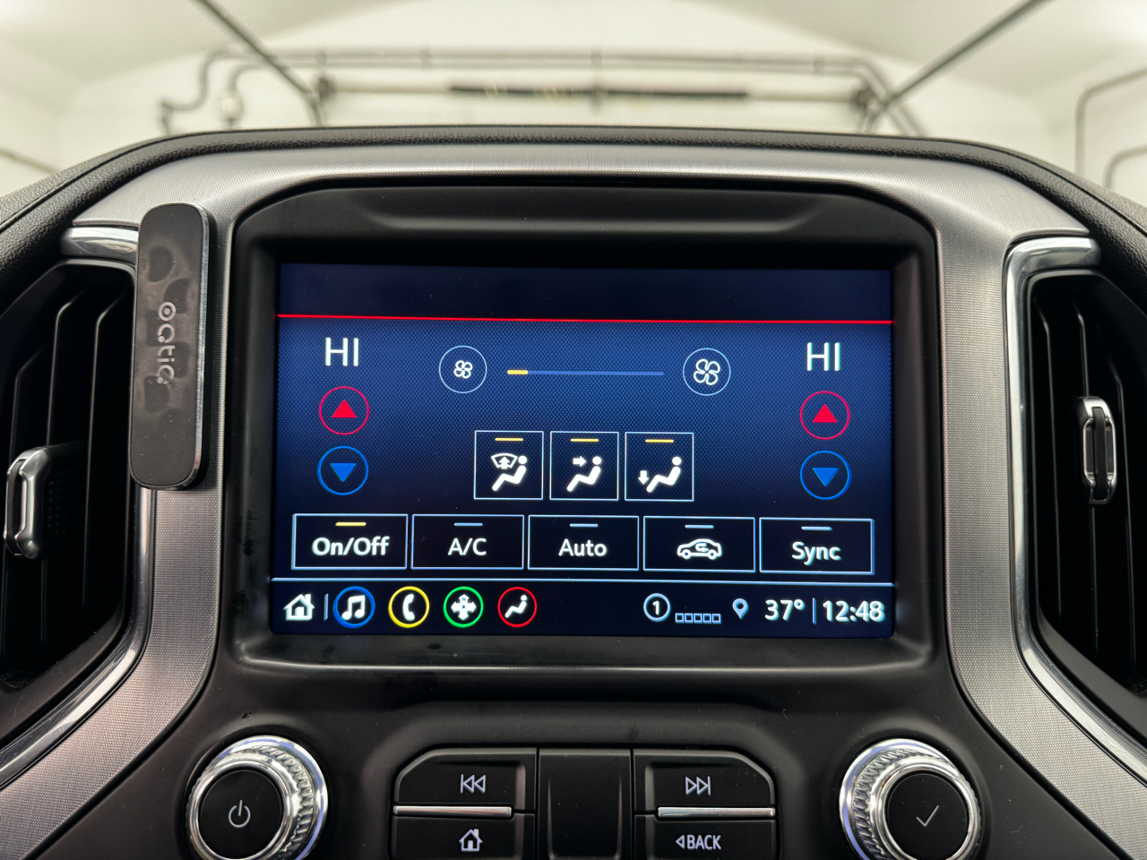 GMC Sierra 1500 Limited 4WD Crew Cab 147" SLT 2022