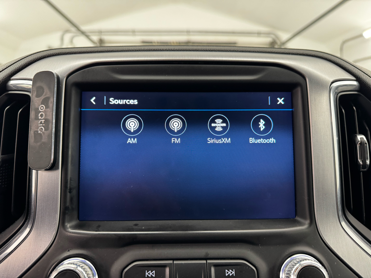 GMC Sierra 1500 Limited 4WD Crew Cab 147" SLT 2022