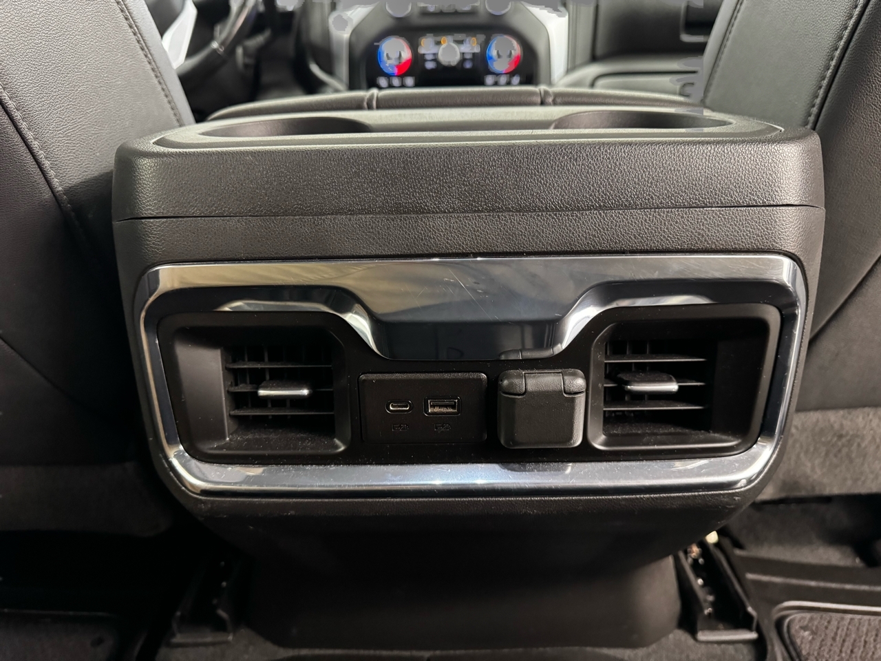 GMC Sierra 1500 Limited 4WD Crew Cab 147" SLT 2022