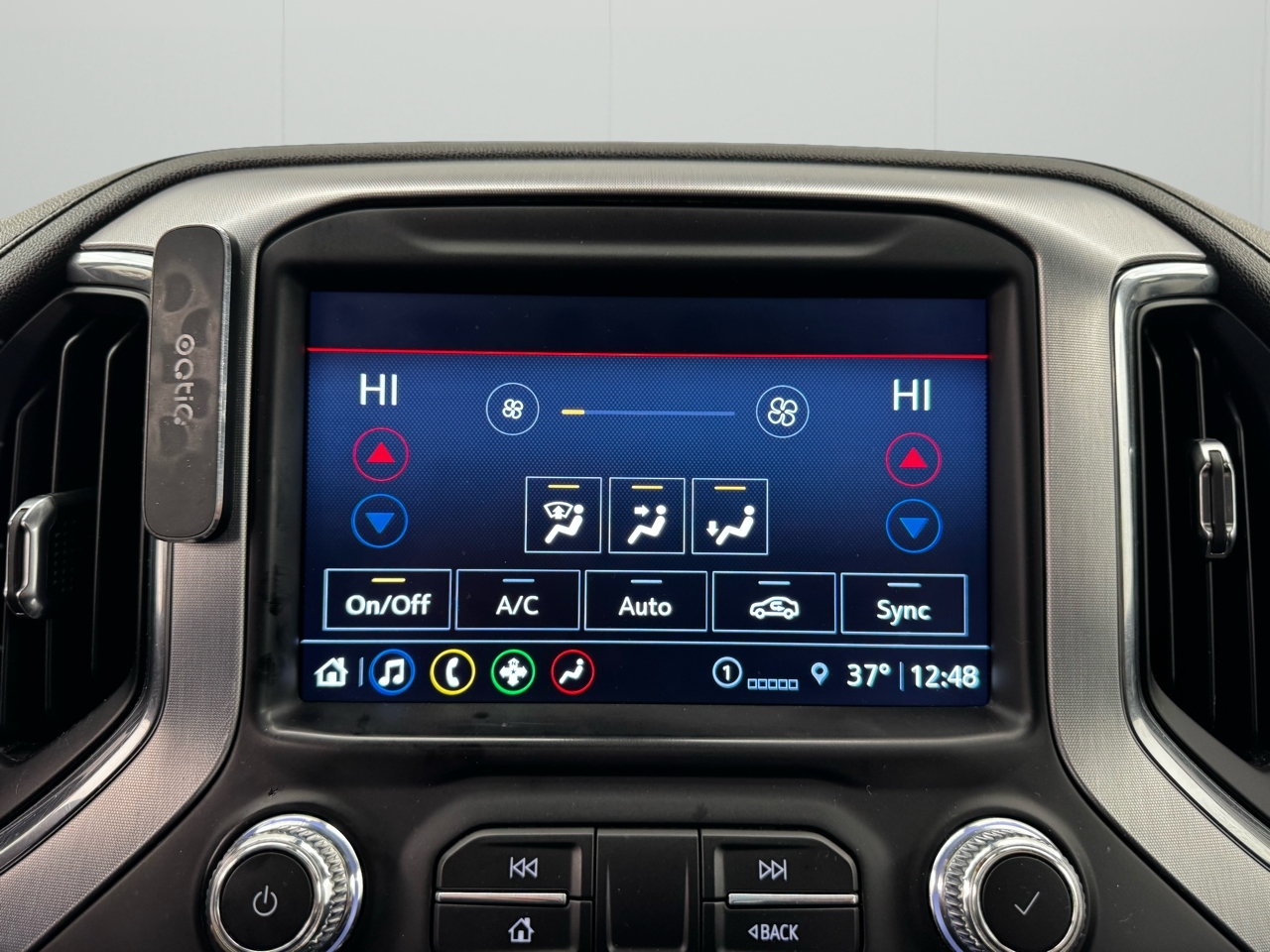 GMC Sierra 1500 Limited 4WD Crew Cab 147" SLT 2022