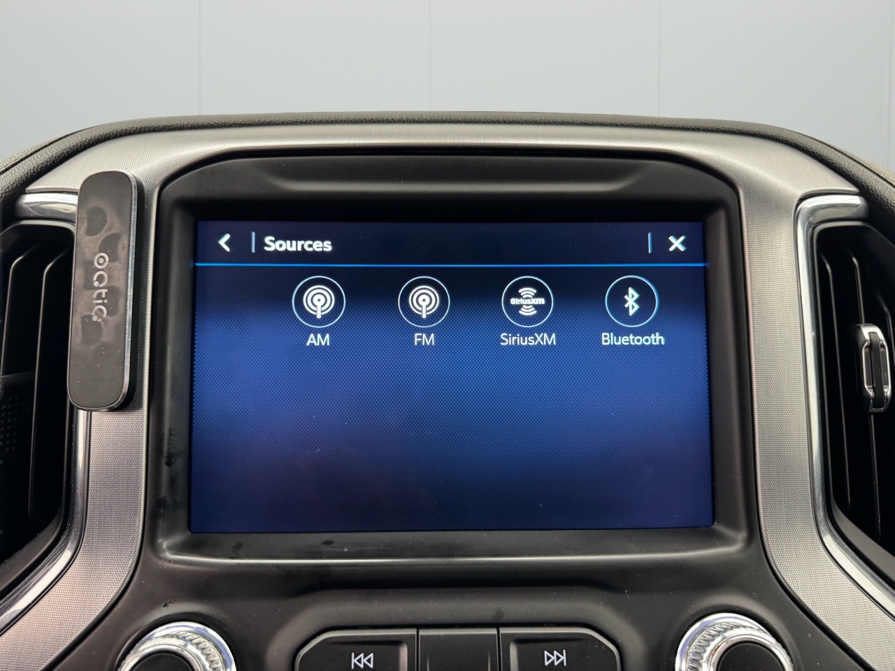 GMC Sierra 1500 Limited 4WD Crew Cab 147" SLT 2022