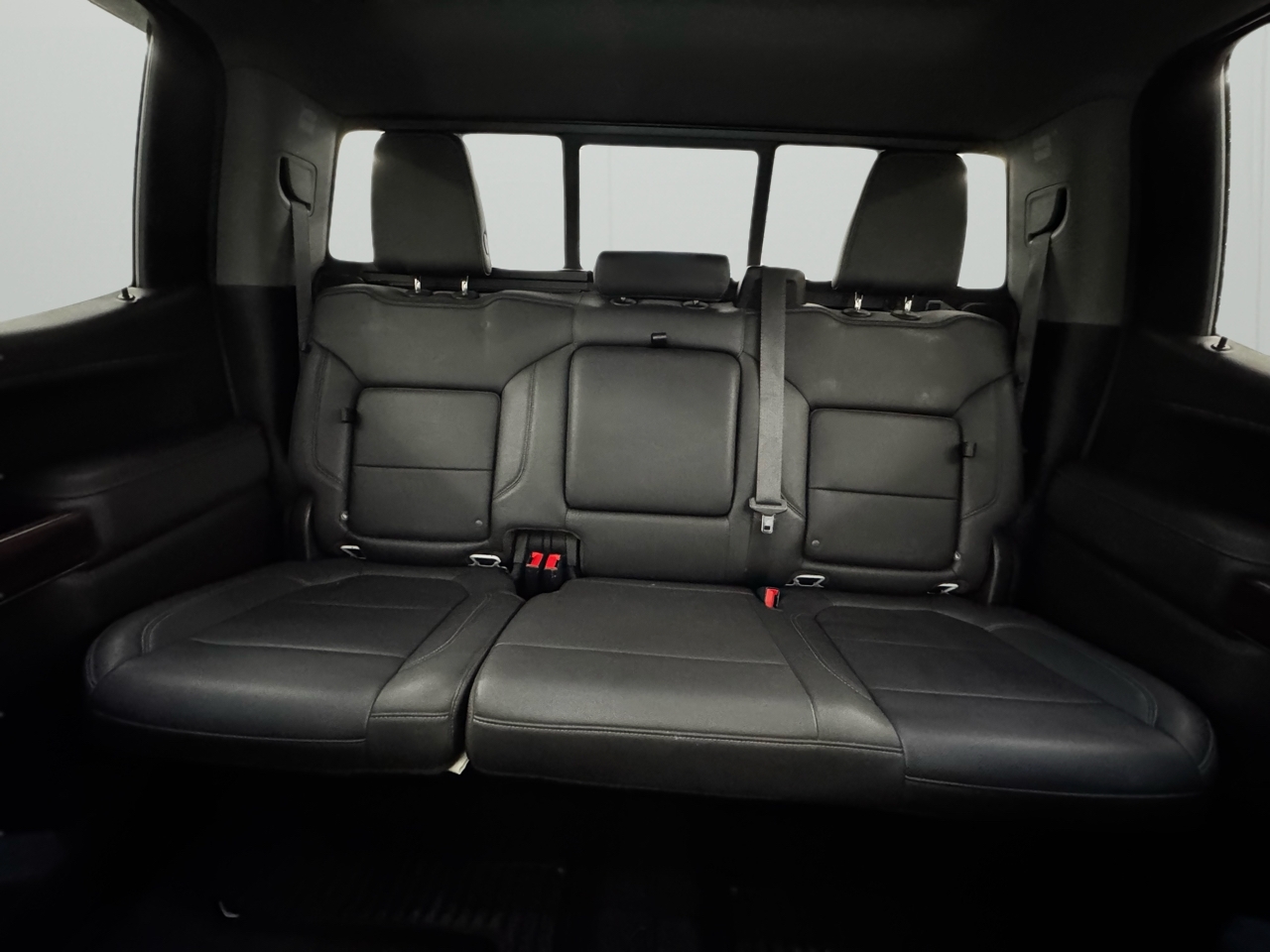 GMC Sierra 1500 Limited 4WD Crew Cab 147" SLT 2022