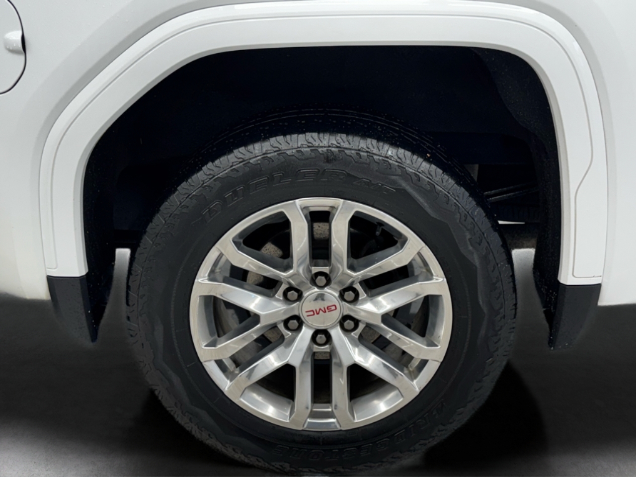 GMC Sierra 1500 Limited 4WD Crew Cab 147" SLT 2022