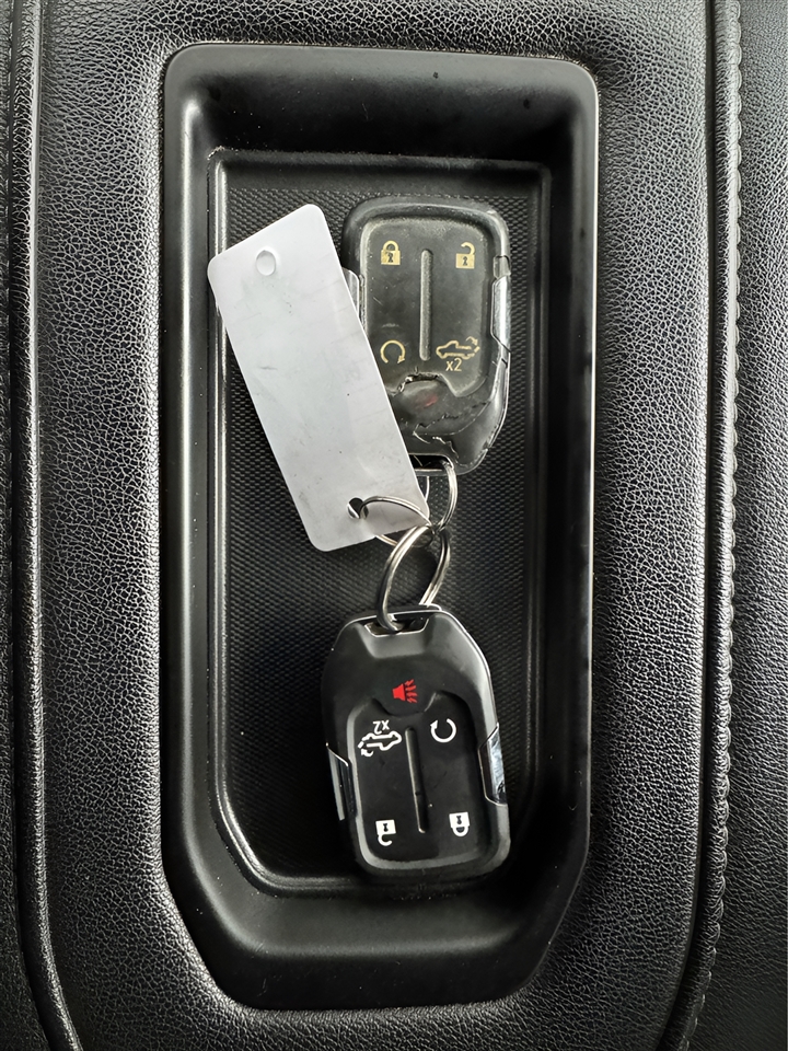 GMC Sierra 1500 Limited 4WD Crew Cab 147" SLT 2022