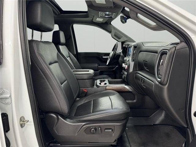 GMC Sierra 1500 Limited 4WD Crew Cab 147" SLT 2022