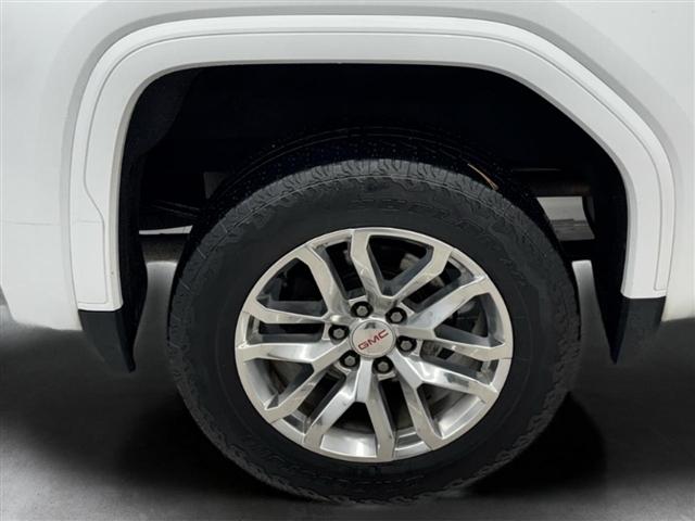 GMC Sierra 1500 Limited 4WD Crew Cab 147" SLT 2022