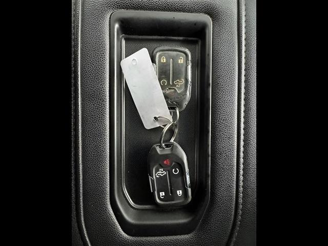 GMC Sierra 1500 Limited 4WD Crew Cab 147" SLT 2022
