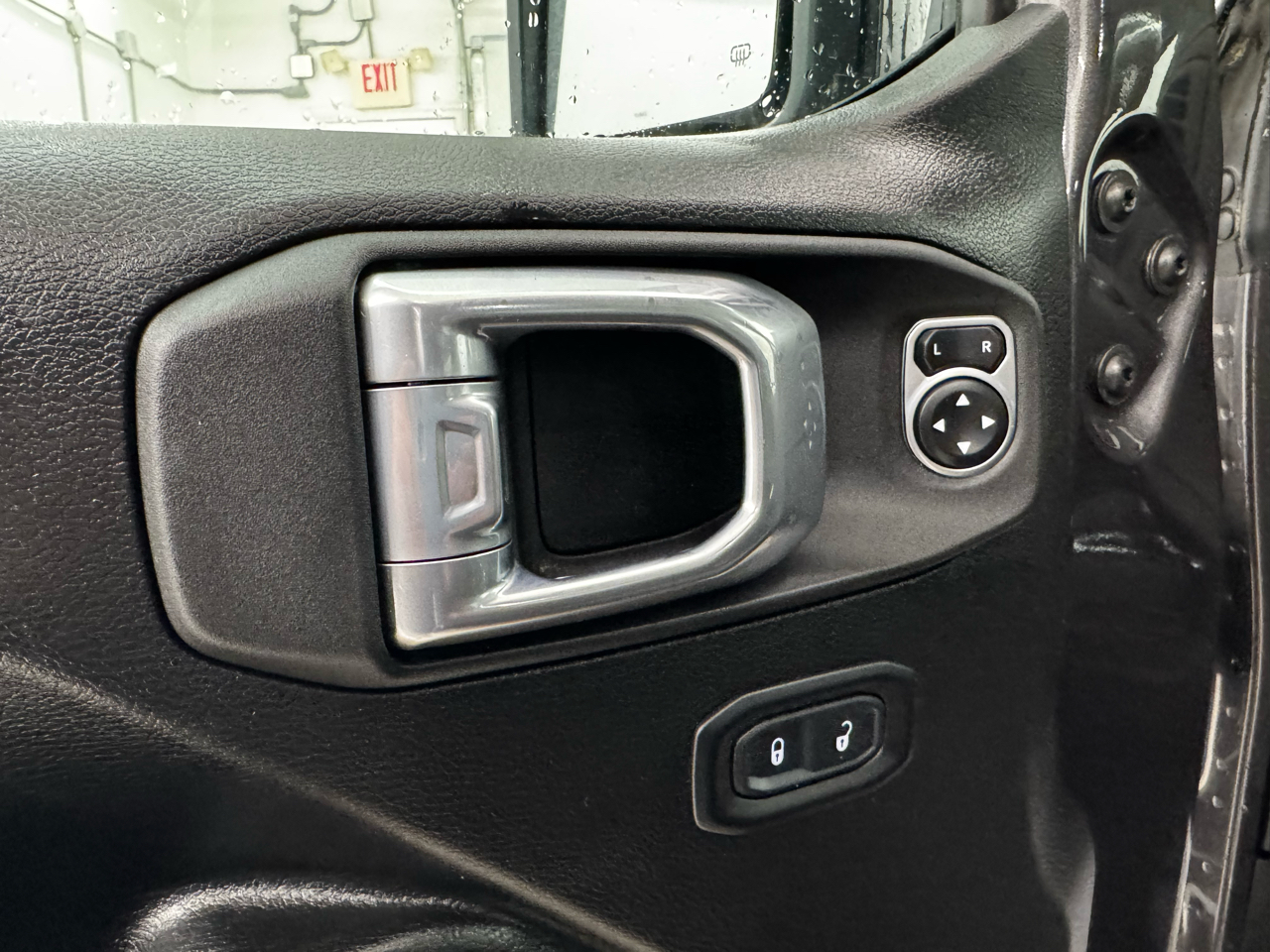 Jeep Wrangler Willys 4x4 2022