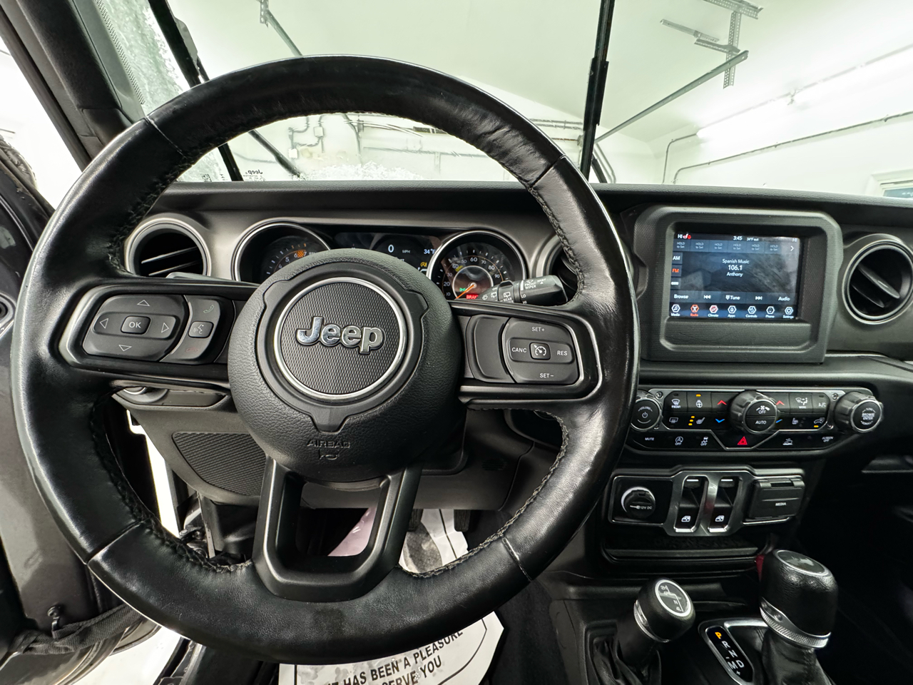 Jeep Wrangler Willys 4x4 2022