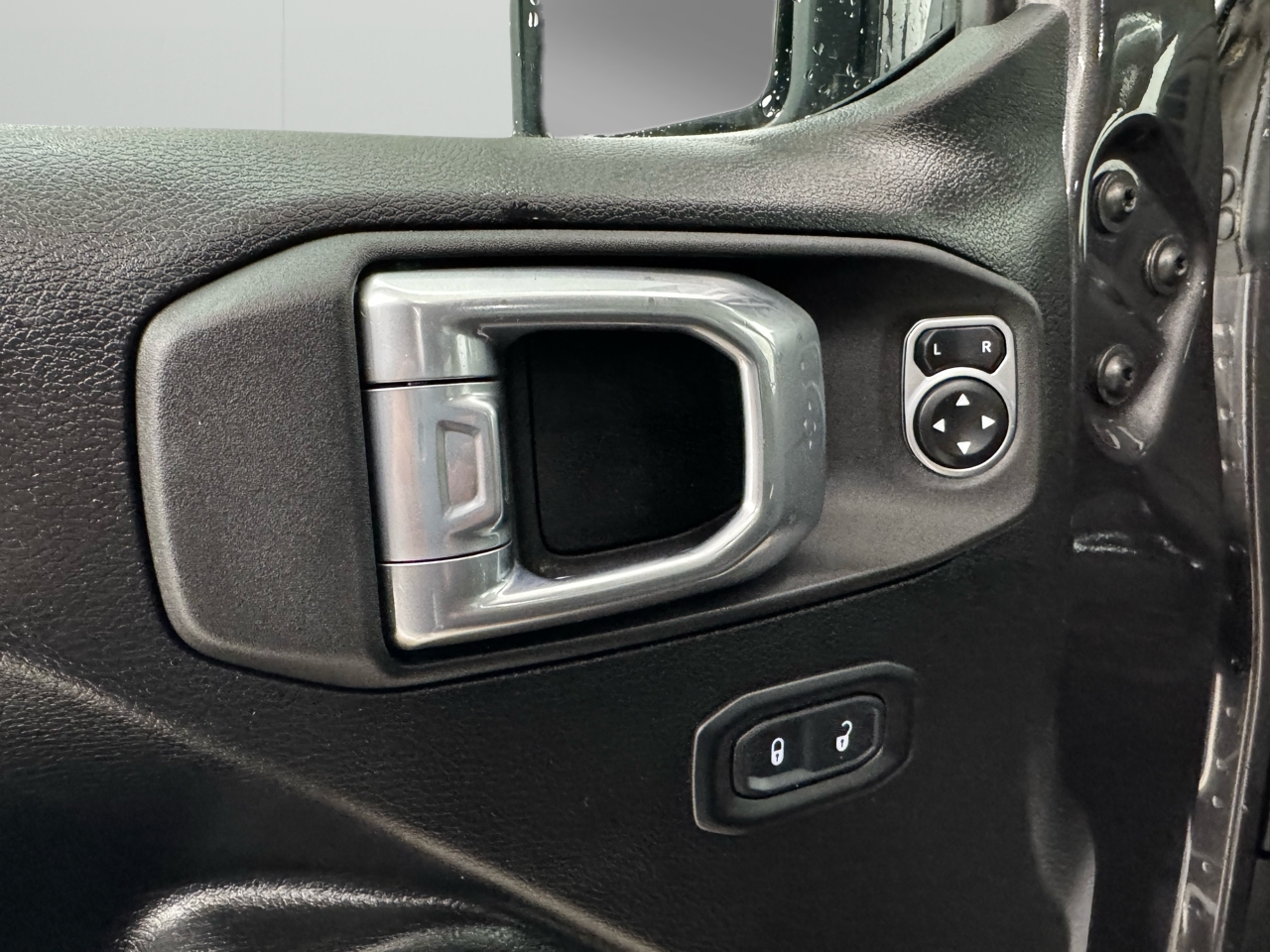 Jeep Wrangler Willys 4x4 2022